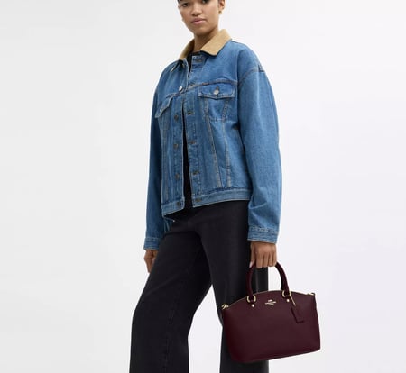 حقيبه كوتش سايد الخفيفة