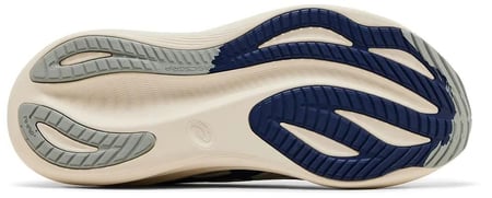 أسيكس نيمبوس 27