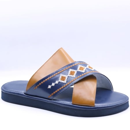 حذاء شرقي 103