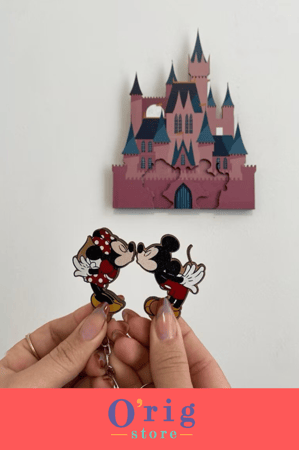 حامل مفاتيح ثنائية ميكي ماوس