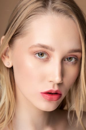 روج سحري مود ماتشر بني mood matcher brown