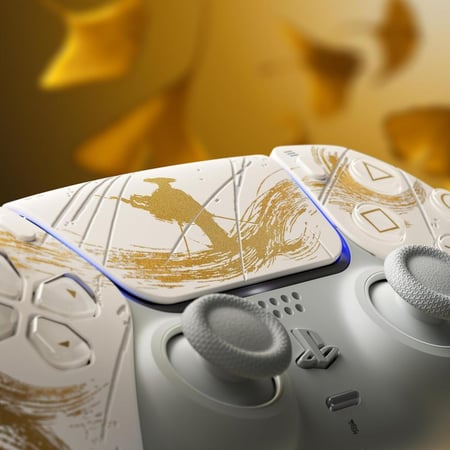 يد تحكم سوني بلايستيشن 5 - اصدار خاص غوست اوف يوتي ذهبي