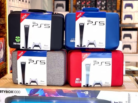 شنطة بلاستيشن 5  لجميع الانواع/ جودة عالية