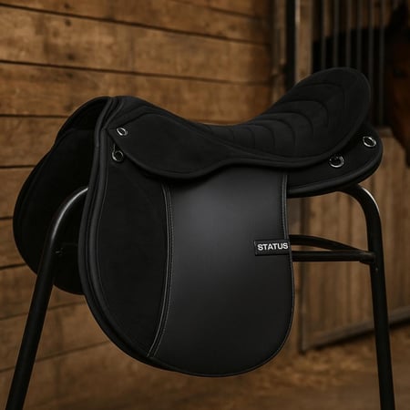 سرج STATUS متعدد الاستخدامات – من المخمل والجلد الصناعي , راحة تامة وأداء عملي