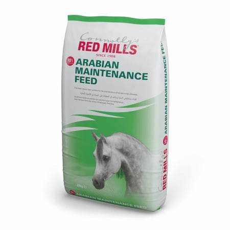 علف متوازن عالي الجودة، صُمم خصيصًا للحفاظ على صحة ولياقة الخيول العربية في المناخات الحارة. - 20 كيلو |  Arabian Maintenance Feed
