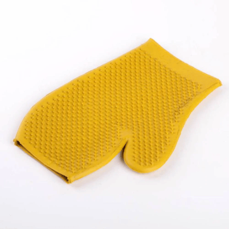 قفازات ربر للعنايه بالخيول Grooming Gloves