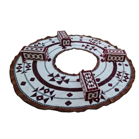 فرشة دائري مع 4 مراكي