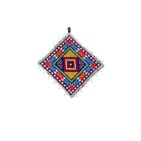 بيز شغل وتطريز يدوي