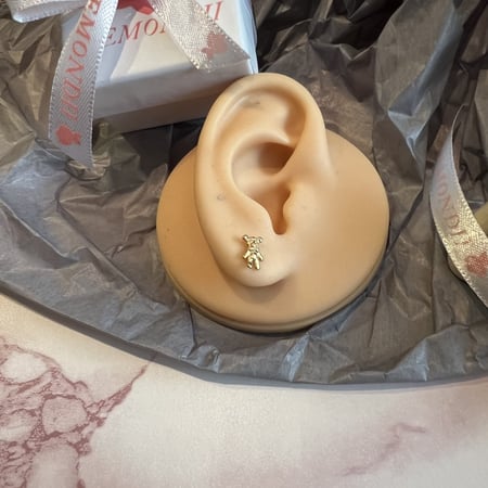 اشكال حلق ذهب للمواليد