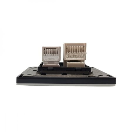 فيش تليفون مع كمبيوتر ابيض