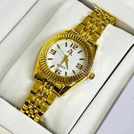 ساعة رولكس ذهبي للجنسين