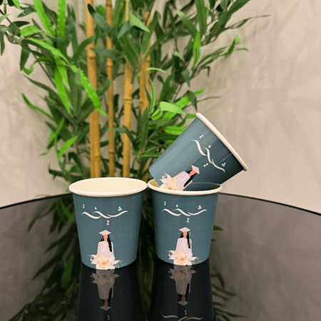 فنجان قهوه ورق