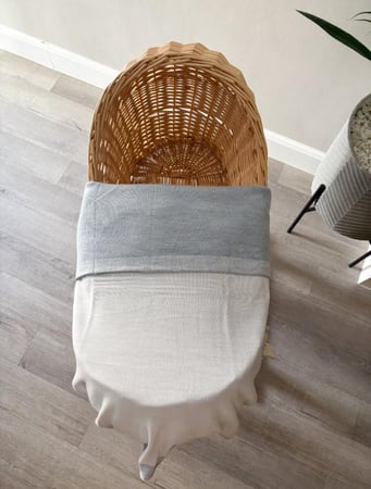 بطانيه وجهين ازرق وابيض