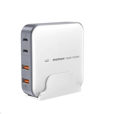 منصة موماكس اريعة منافذ 100 واط ابيض