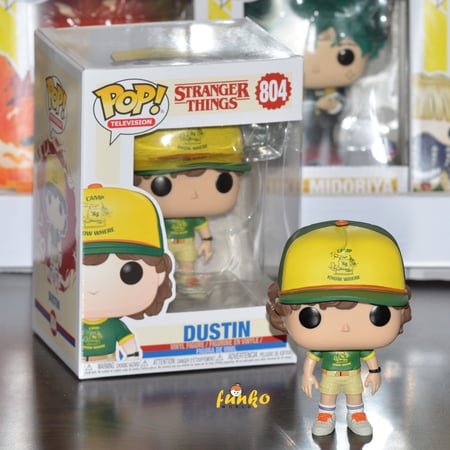 Pop Television: Stranger Things S3: Dustin with Camp