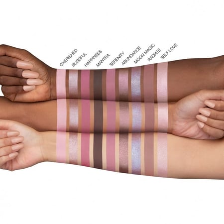 باليت هدى بيوتي روز كوارتز