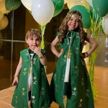 دقله ولادي وبناتي يوم التأسيس من 1 سنه الى 14 سنه