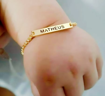 اسواره للاطفال محفور عليها الاسم