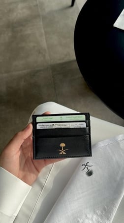 محفظة العز - بشعار سيفين ونخلة