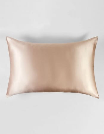 غطاء مخدة حرير ساتان متوفر جميع الالوان