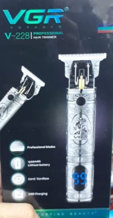 ماكينة حلاقة ماركة VGR العالميه فضي