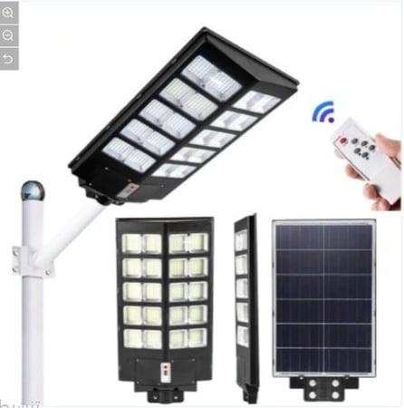 كشاف طاقة شمسية تسوق من داخل السعودية