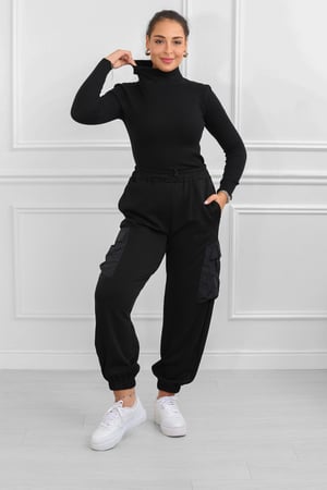 هاينك نسائي بياقة عالية وأكمام طويلة