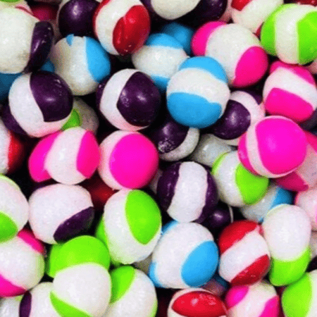 حلاوة سكتلز مجففة كرنشي بالتوت