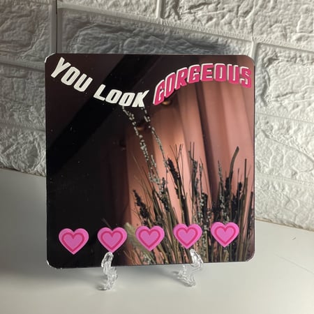 مرايا مربعة بعبارة مائلة