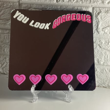 مرايا مربعة بعبارة مائلة