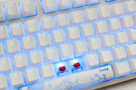 Ducky One 2 Mini Pure White TKL 75% RGB كيبورد العاب