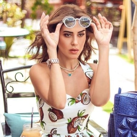 نظاره ليا النسائيه بإطار اسيتات