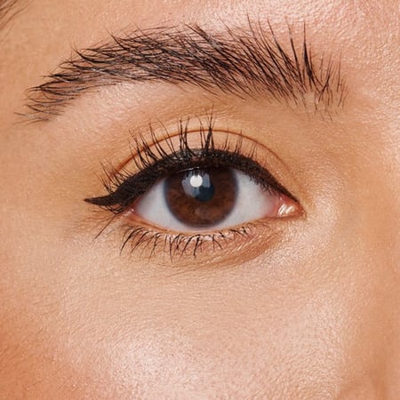 محدد عيون سائل لاش برينسيس  - إيسنس