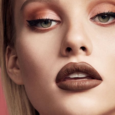 فنتي بيوتي ملون الشفاه ستونا -أن فيل