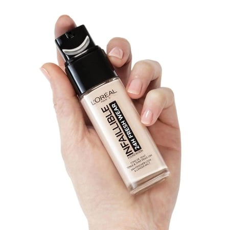 كريم أساس سائل انفاليبل من لوريال باريس