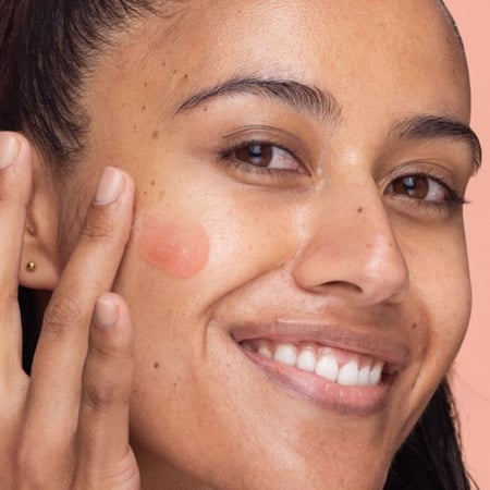 برايمر غلويش من هدى بيوتي- بلور جم