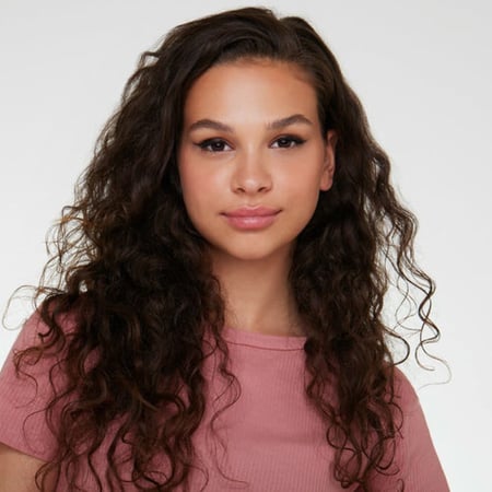 قلم تحديد العيون الأزرق لاش برنس ضد الماء من اسنس