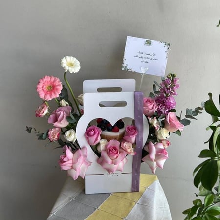 روز بوكس القلب وكيك