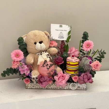 ستاند اكريلك مع دبدوب وكيكه