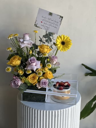 بوكس اكريلك بالإضافه الى كيكه ووود ️