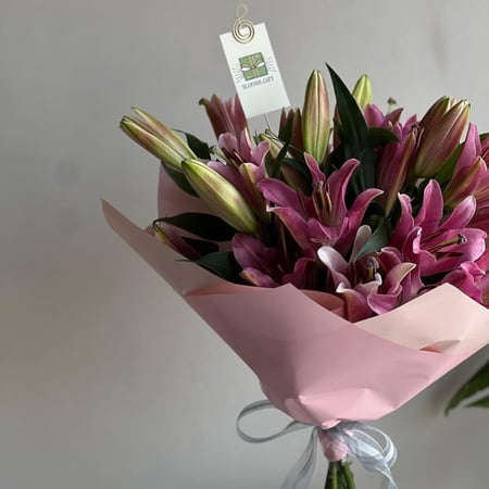 باقة ورد ليليوم