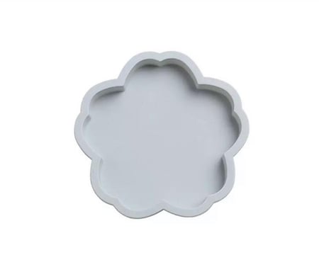 سيليكون على شكل ورده يستخدم السيلكون للخبز / ريزن / كونكريت  لون رمادي ( قطعه واحده )