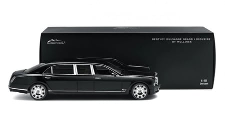 RARE Used Bentley Mulsanne Grand Limousine Mulliner Black 1:18 Almost Real 830602