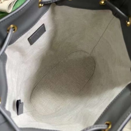 GG Matelasse Bucket Bag