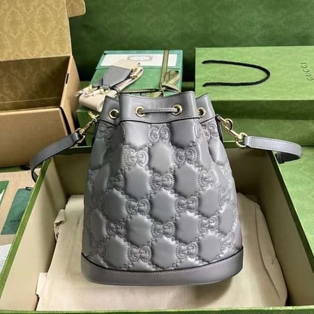 GG Matelasse Bucket Bag