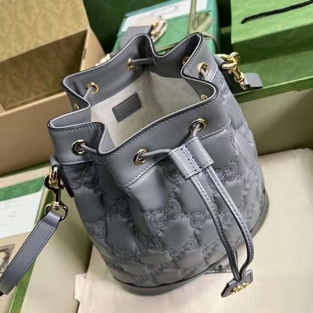 GG Matelasse Bucket Bag