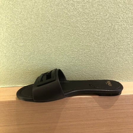 FF LOGO Plaque Sandals