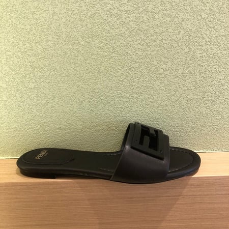 FF LOGO Plaque Sandals