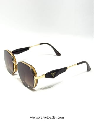 نظارة برادا