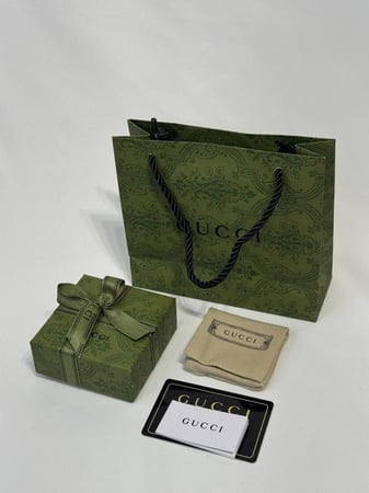 ملحقات اكسسورات قوتشي